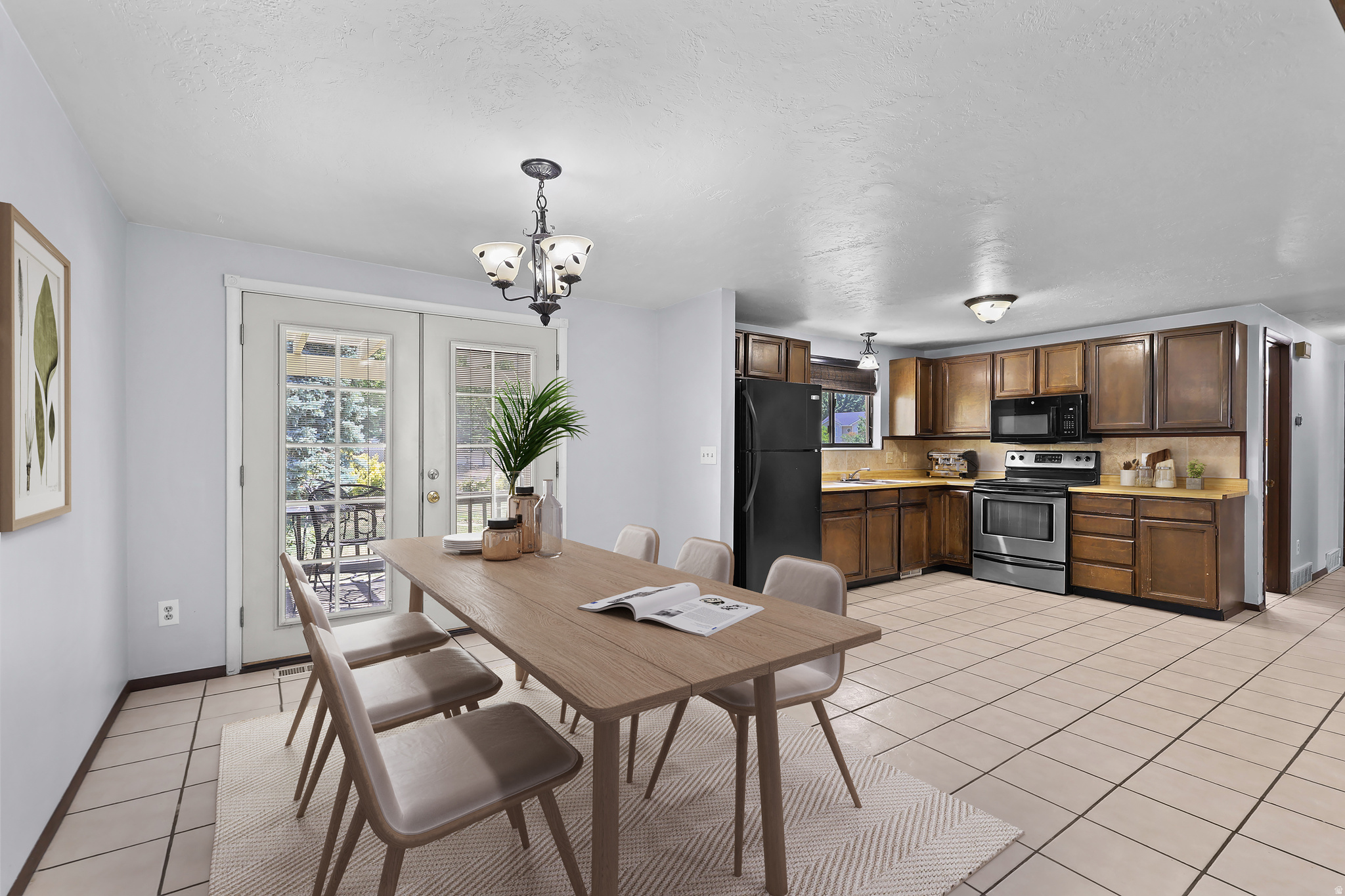 MOUNTAIN ROAD ESTATE - Residential
