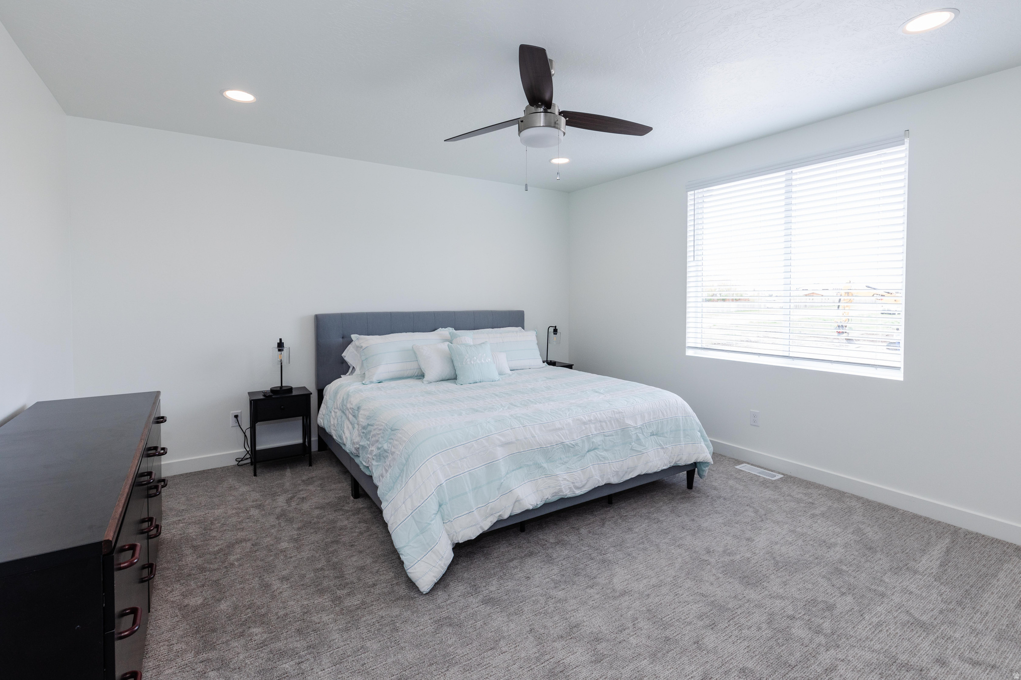 PARADISE PARKWAY - Residential
