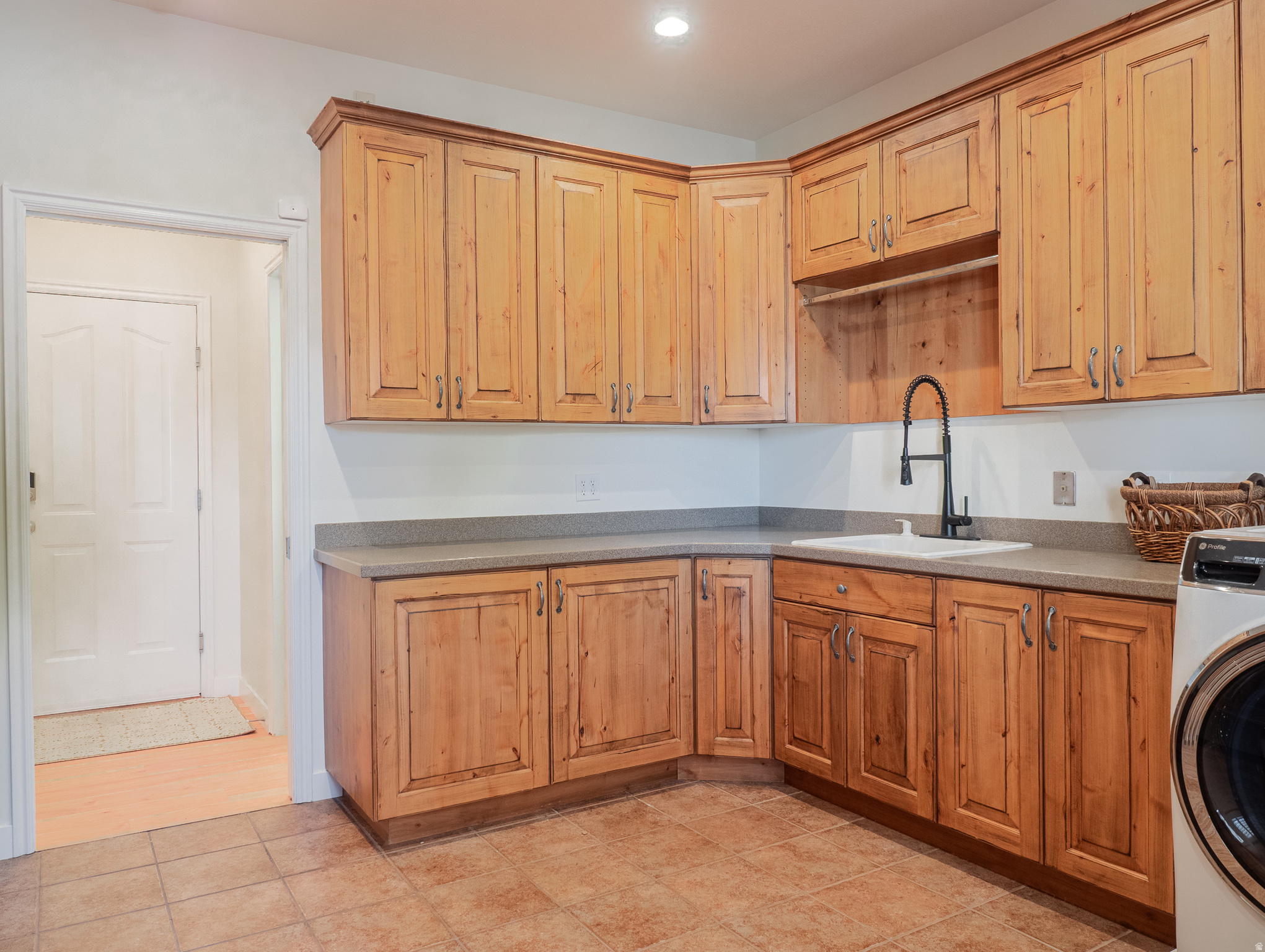 SOUTH MEADOWS - Residential