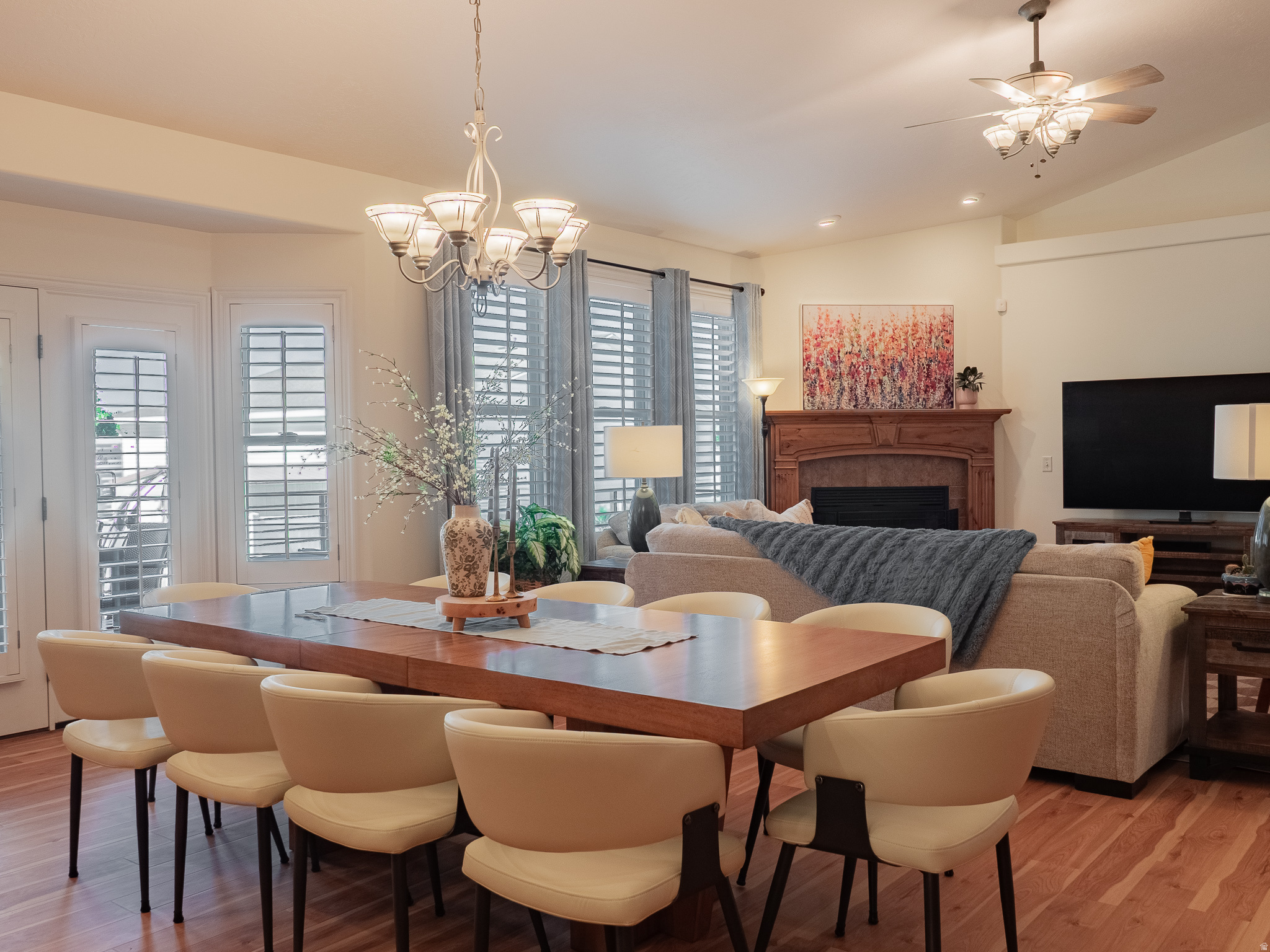 SOUTH MEADOWS - Residential