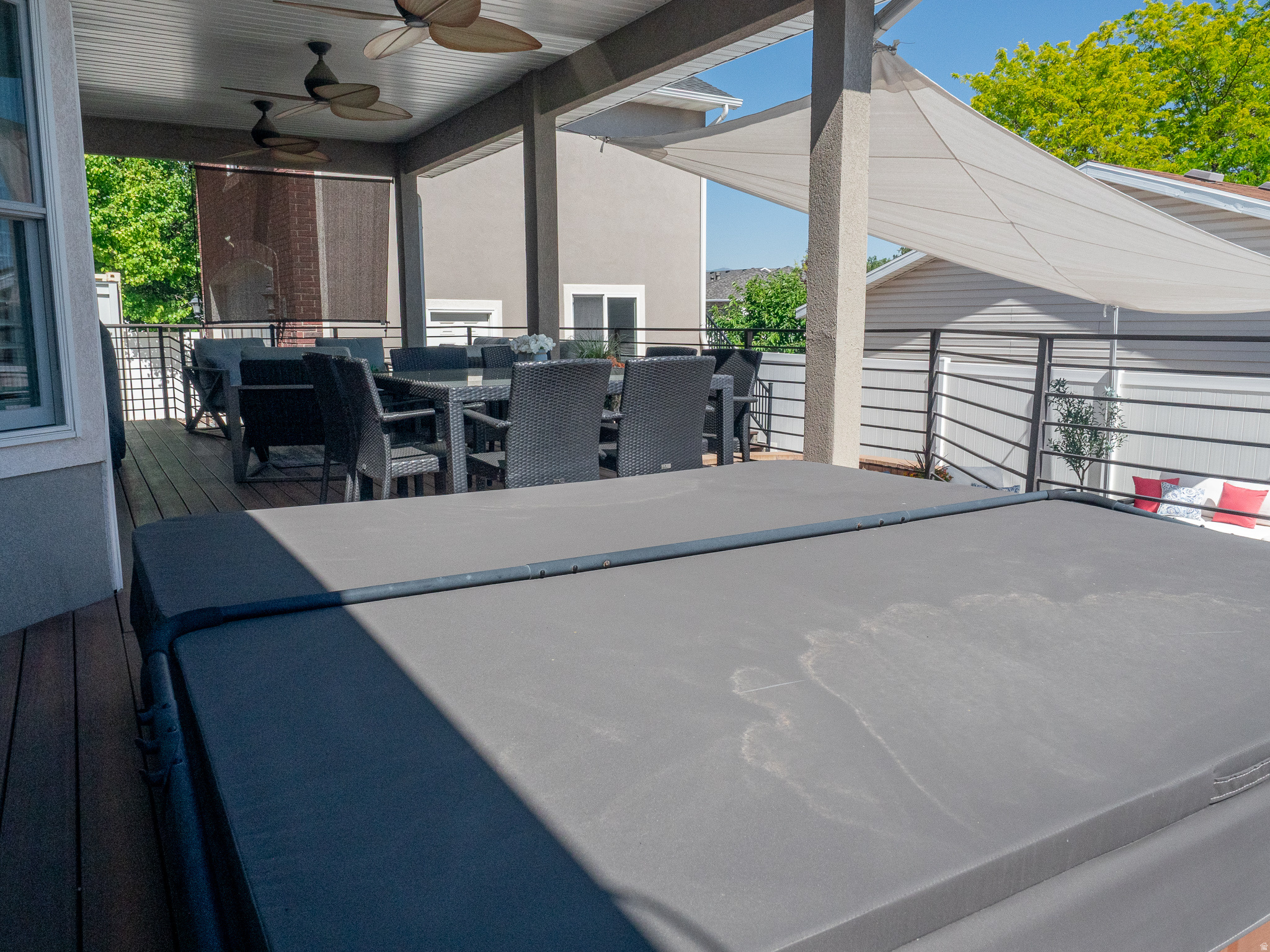 SOUTH MEADOWS - Residential