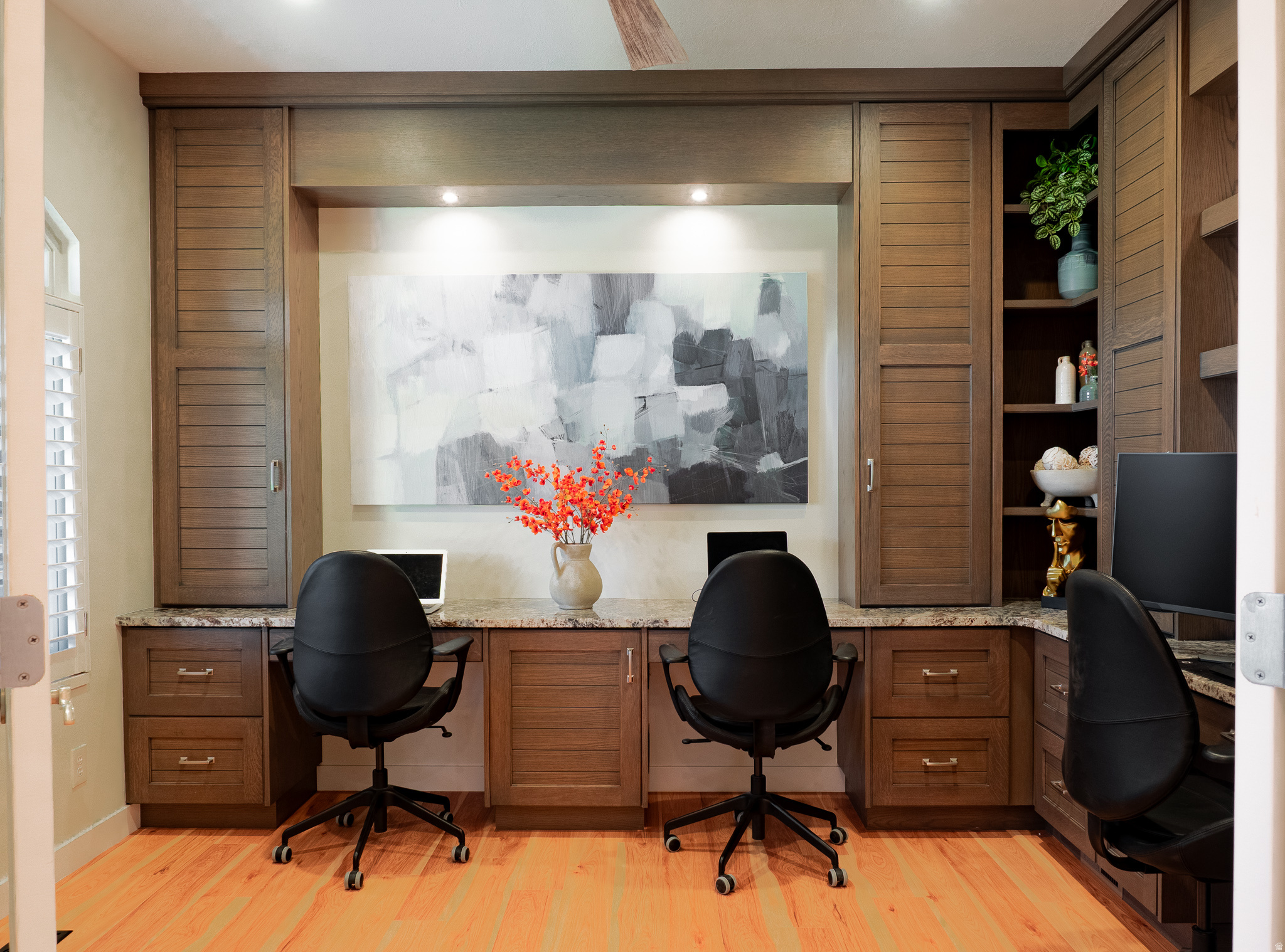 SOUTH MEADOWS - Residential