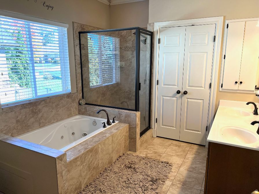 PROVIDENCE HIGHLANDS - Residential