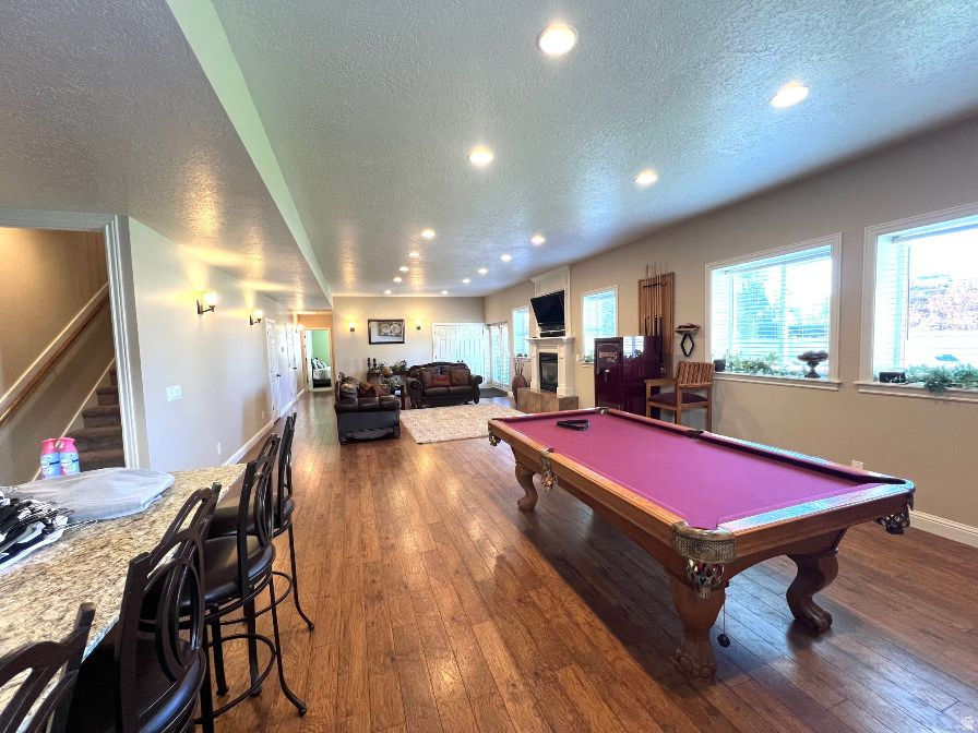 PROVIDENCE HIGHLANDS - Residential