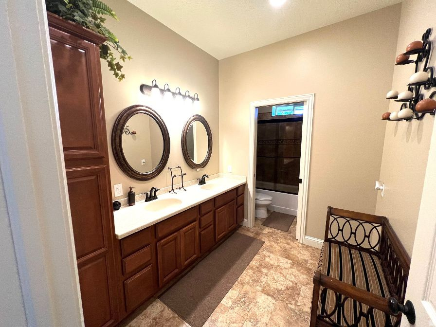 PROVIDENCE HIGHLANDS - Residential
