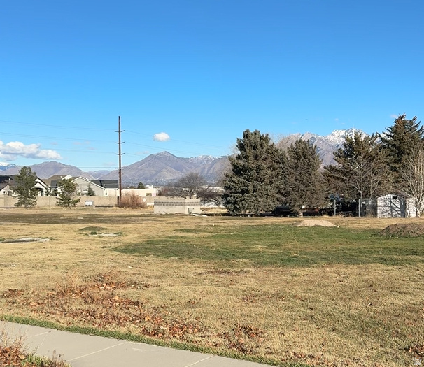 STERLING ESTATES - Land