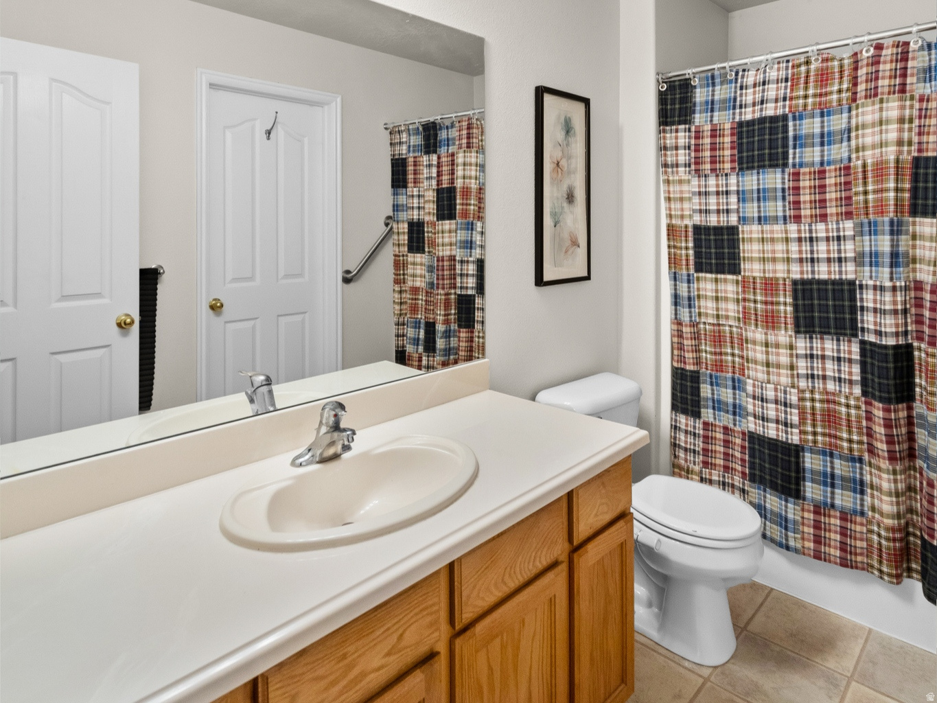 TOWNS AT HUNTER VILLAGE - Residential