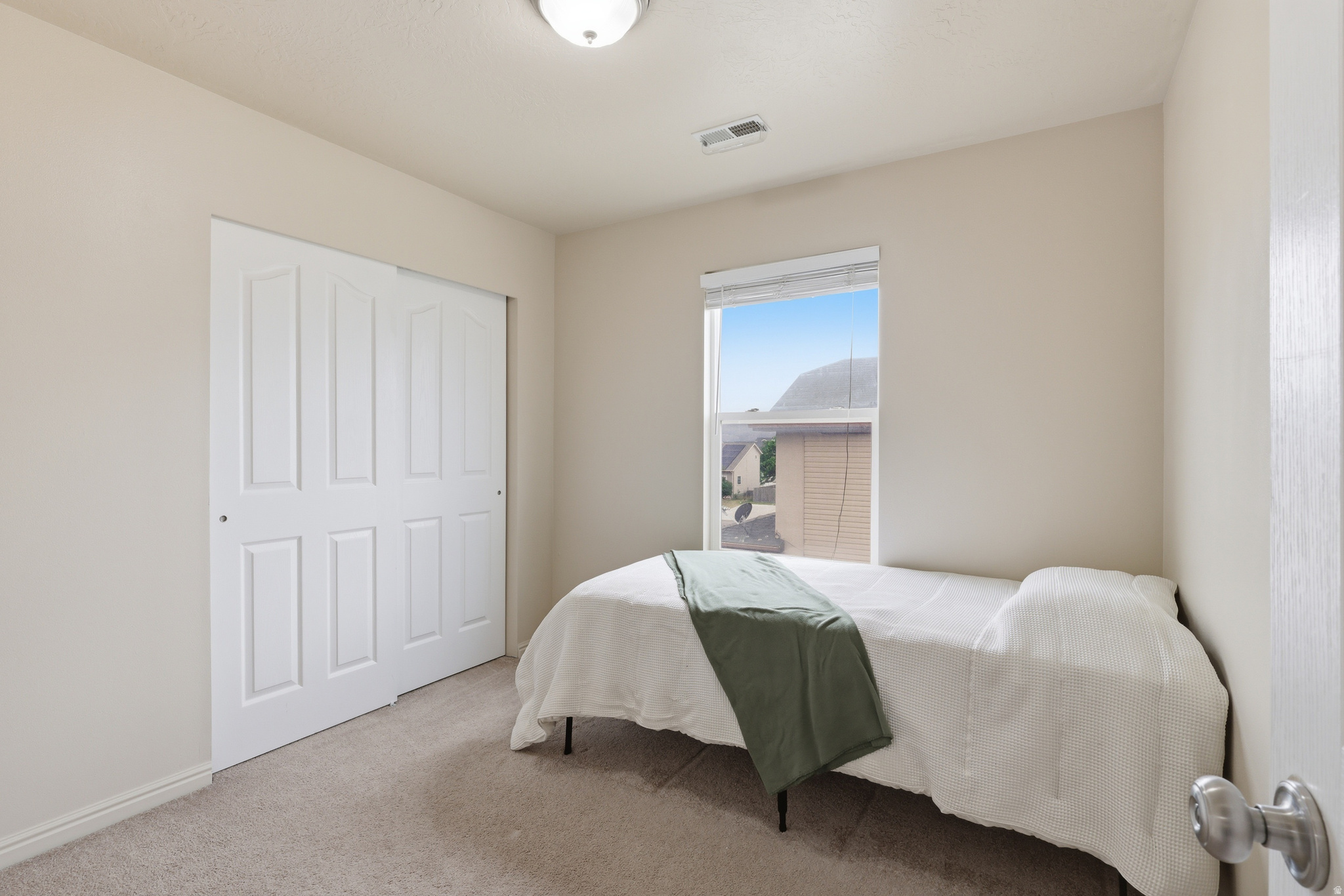 LONE TREE AT CIRCLE FIVE RANCH - Residential