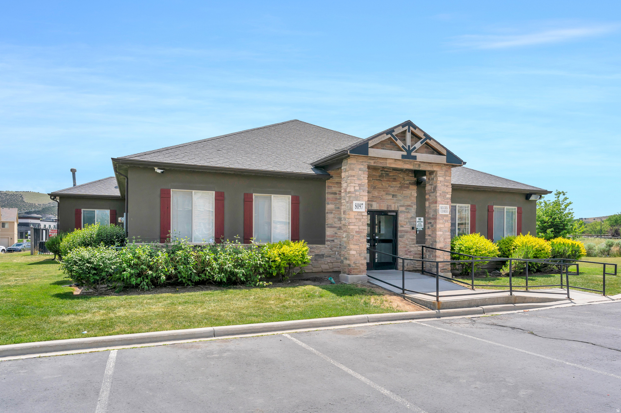 ROCK CREEK - Residential
