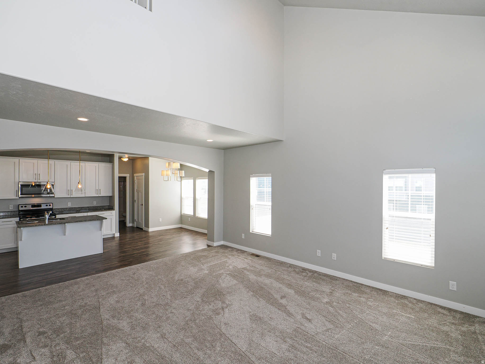 EDGE WATER - Residential