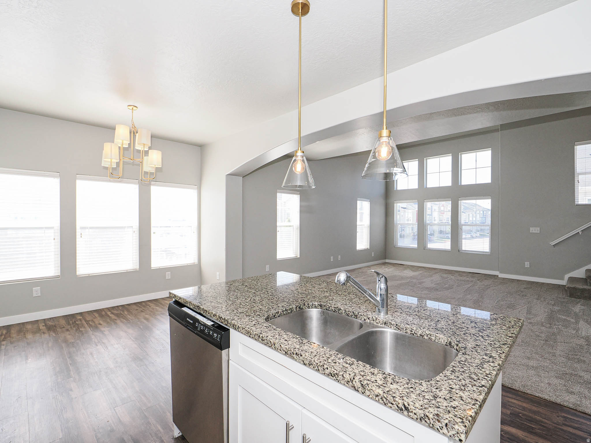 EDGE WATER - Residential