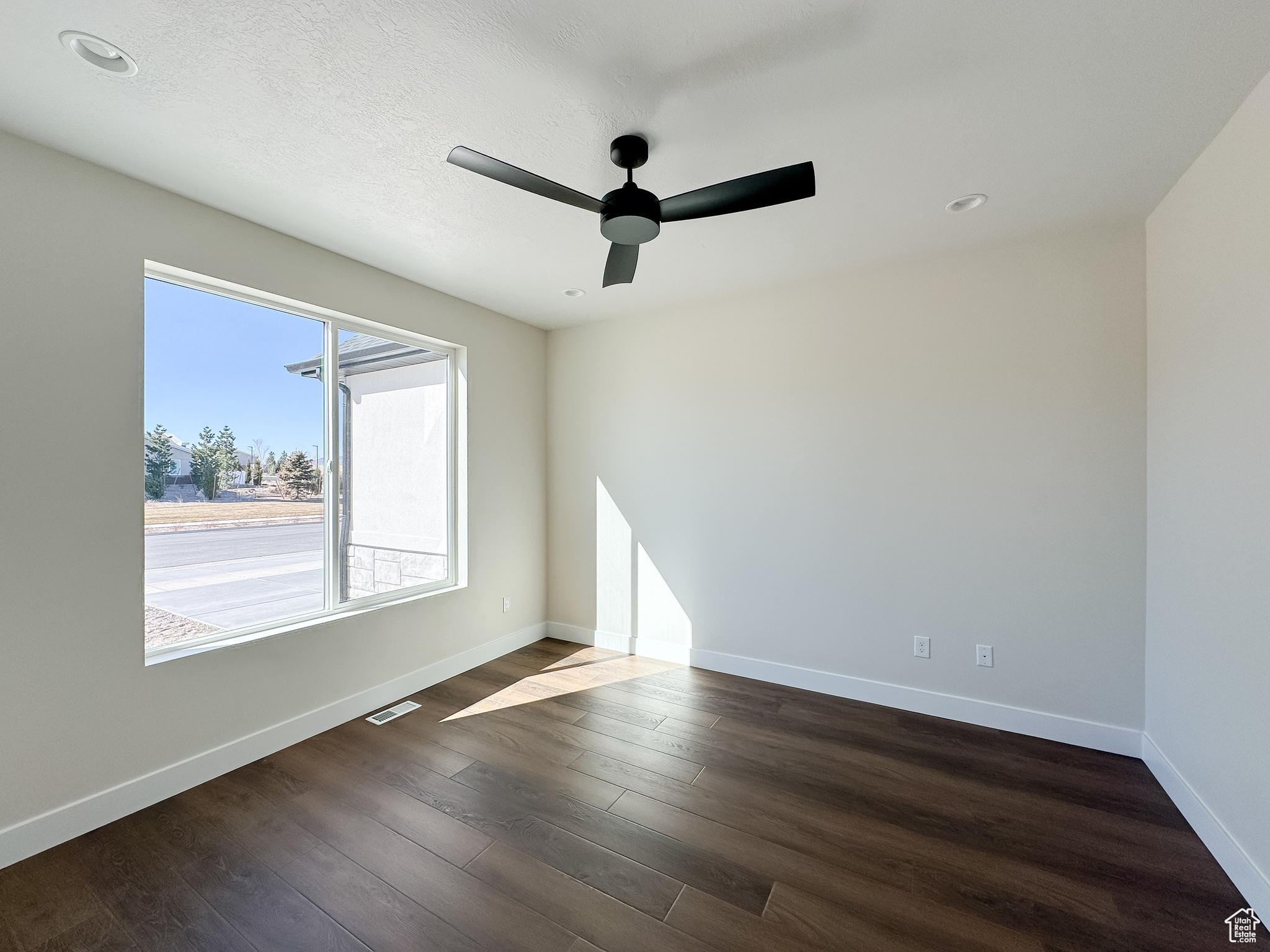 OVERLAKE ESTATES - Residential