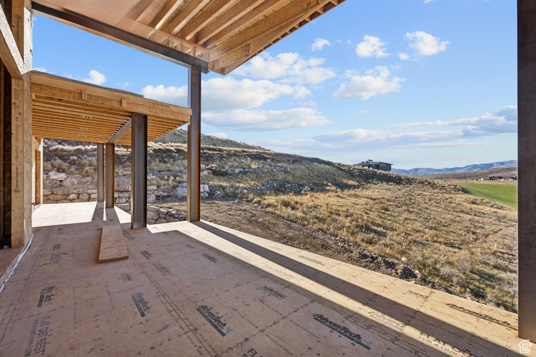 VISTA POINT - Residential