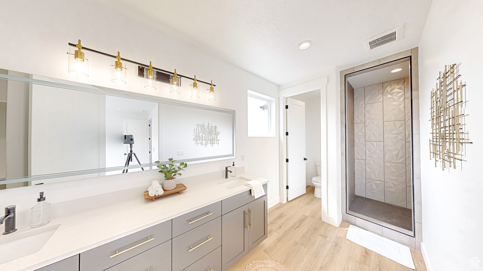 LEGACY HILLS - Residential