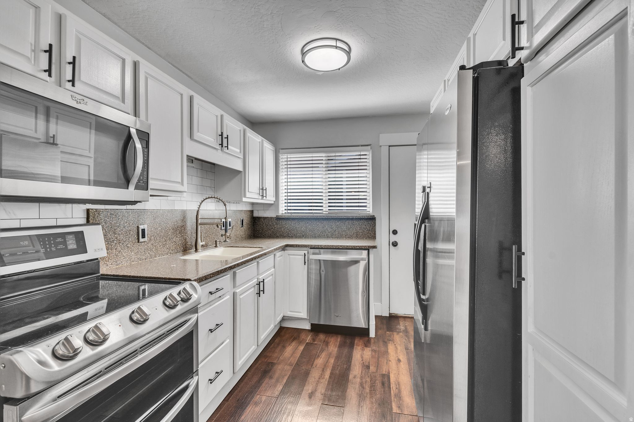 MEADOW GREEN - Residential