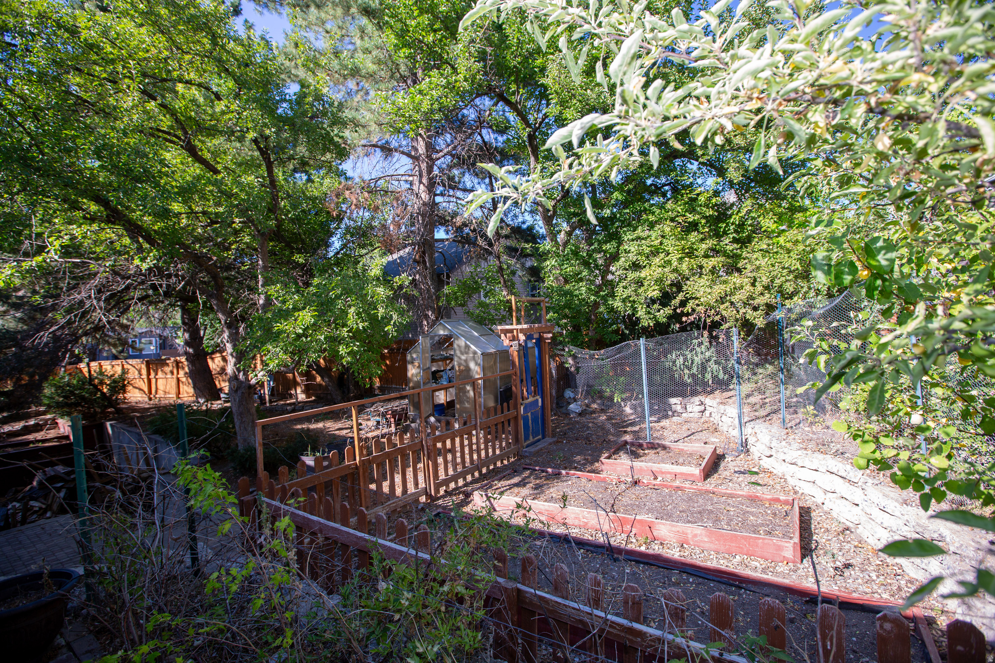 HIDDEN VILLAGE SUBDIVISION - Residential