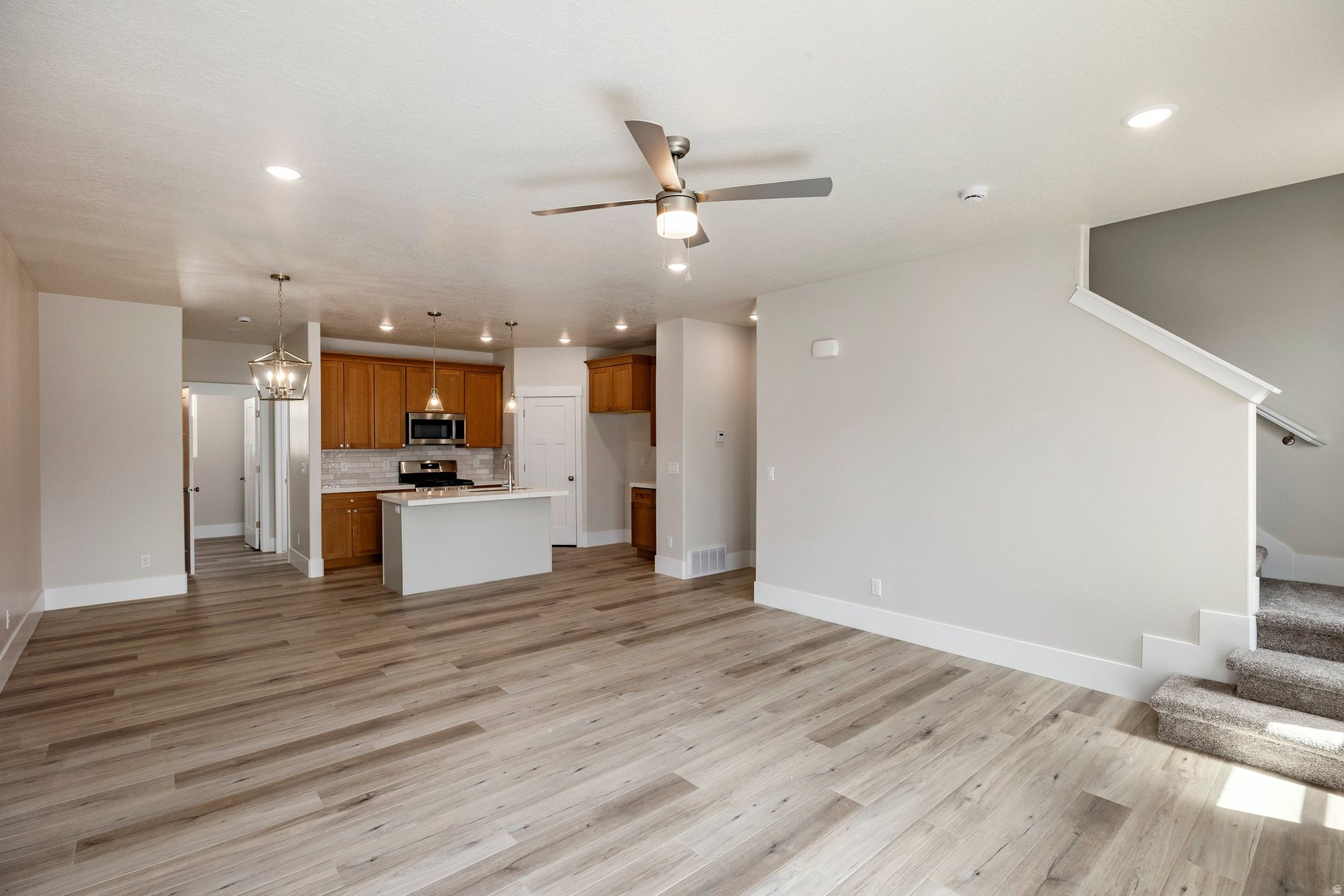 RIDGE - Residential