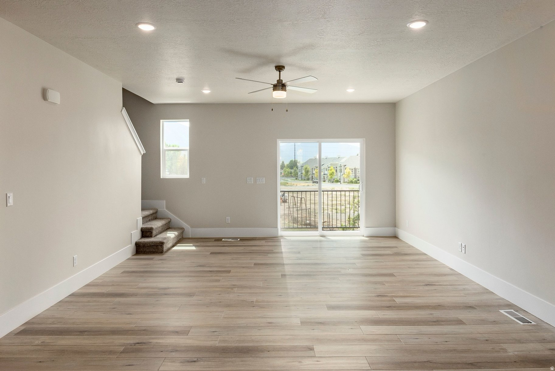 RIDGE - Residential