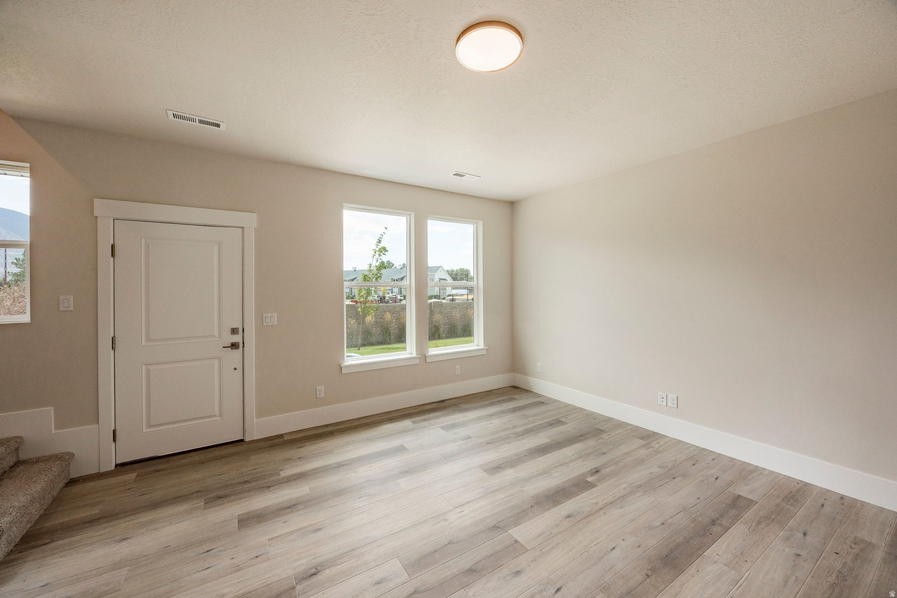 RIDGE - Residential