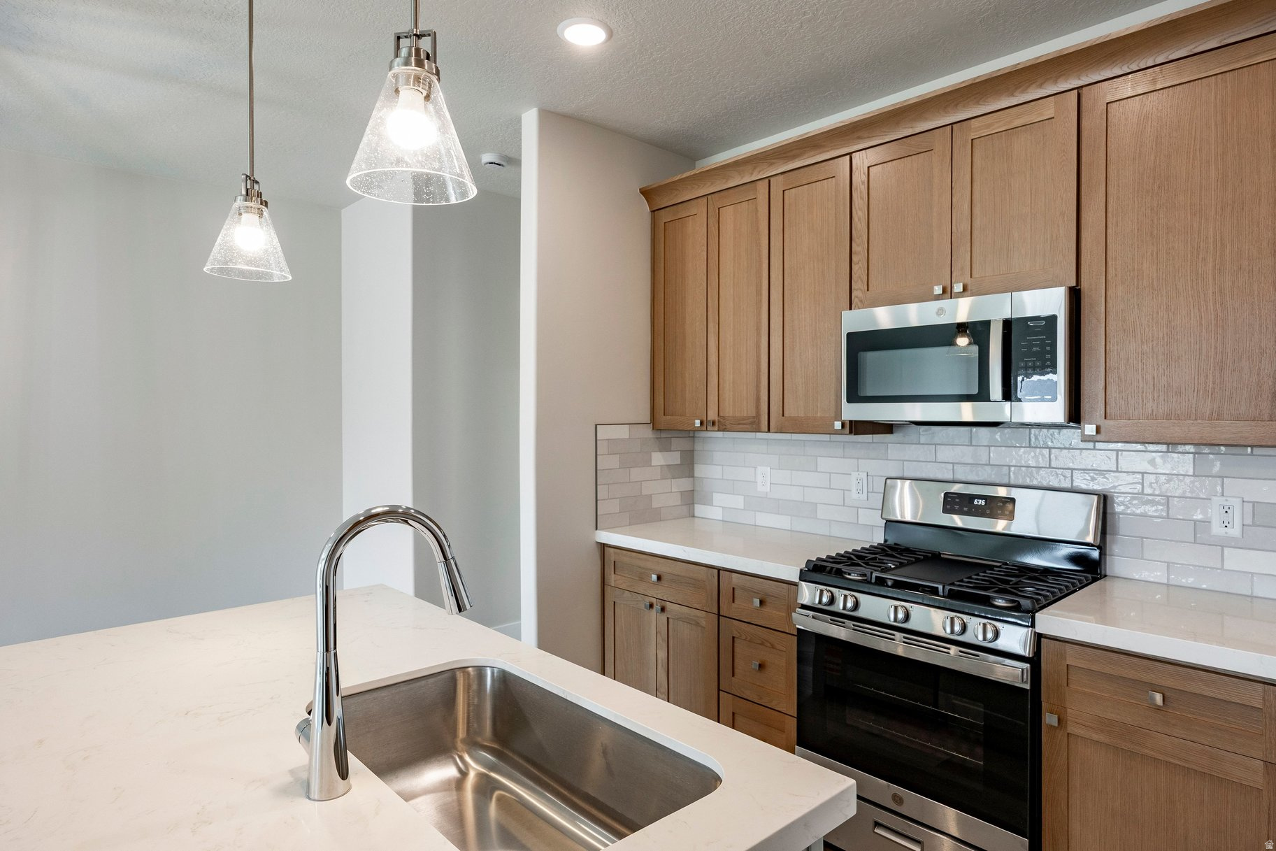 RIDGE - Residential