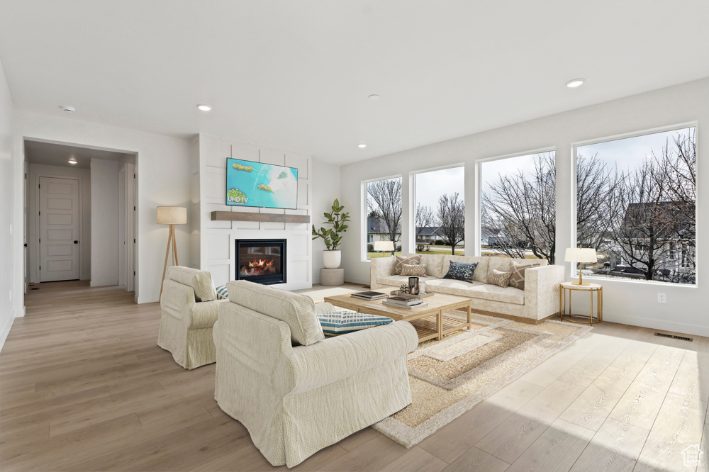 EASTRIDGE PARK - Residential