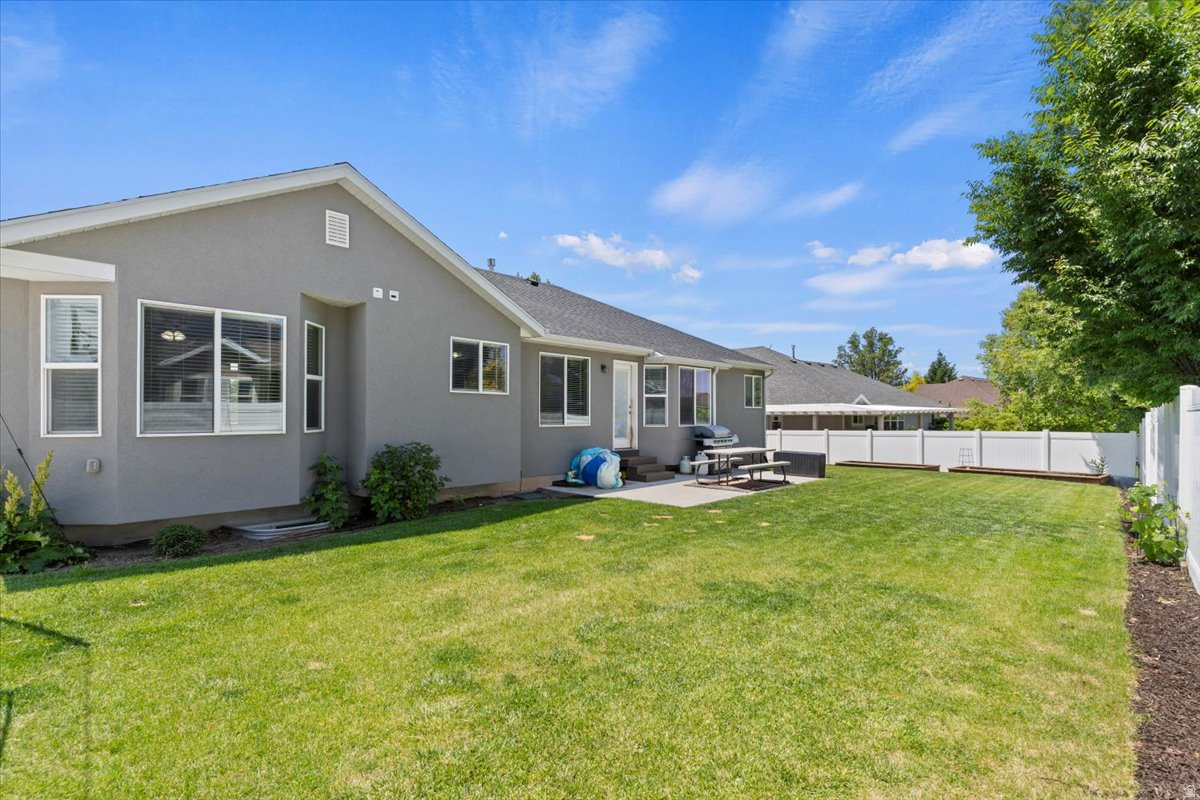 LAURELWOOD LAND PHAS - Residential