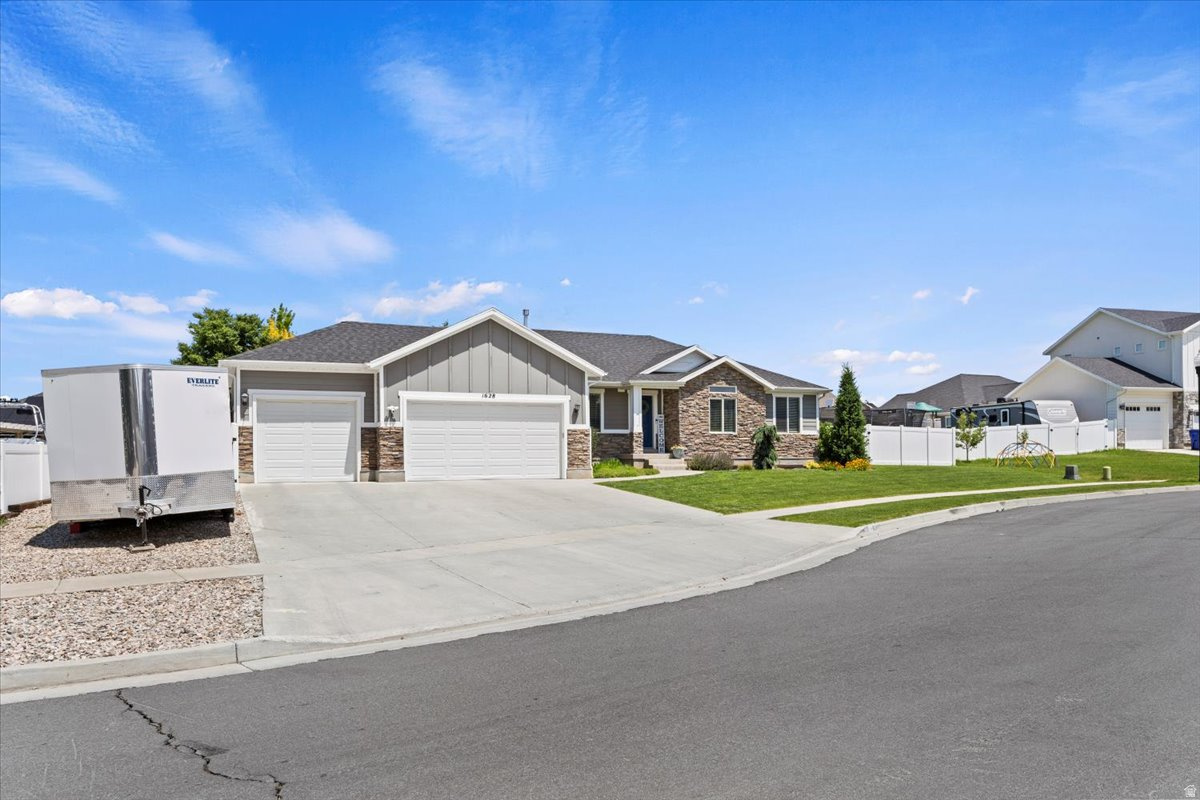 LAURELWOOD LAND PHAS - Residential