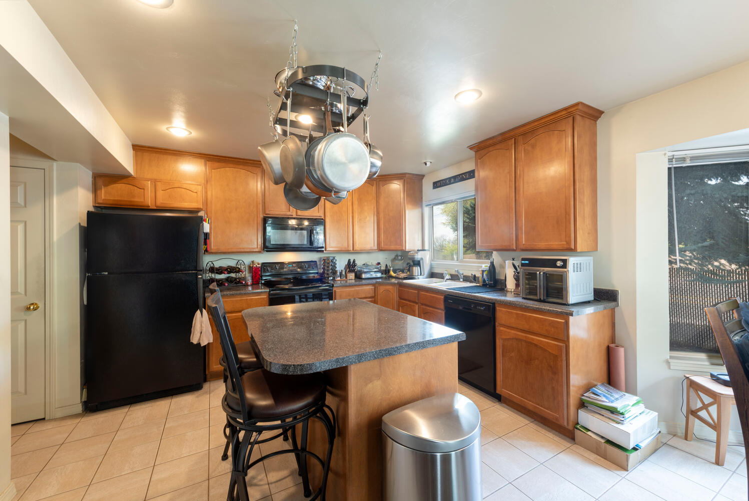 HILLCREST ESTATES - Residential