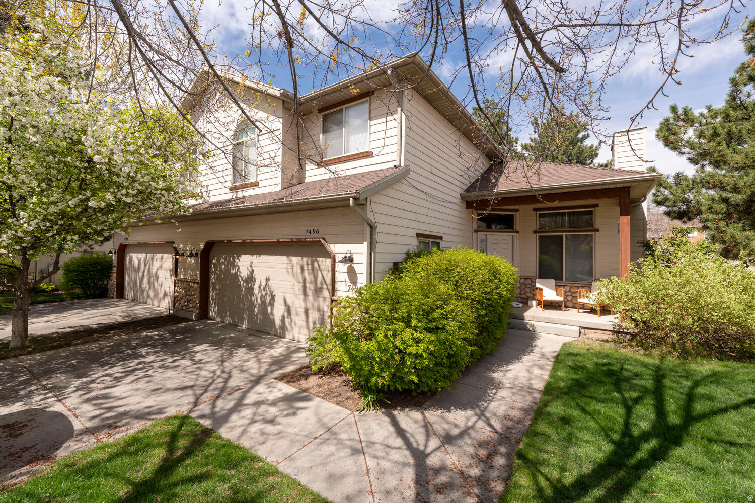 HILLCREST ESTATES - Residential
