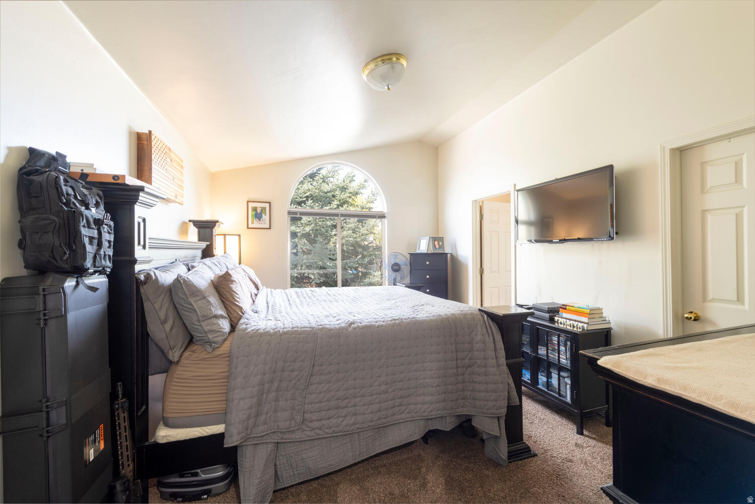 HILLCREST ESTATES - Residential