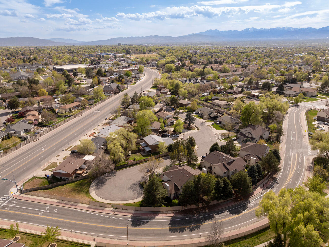HILLCREST ESTATES - Residential