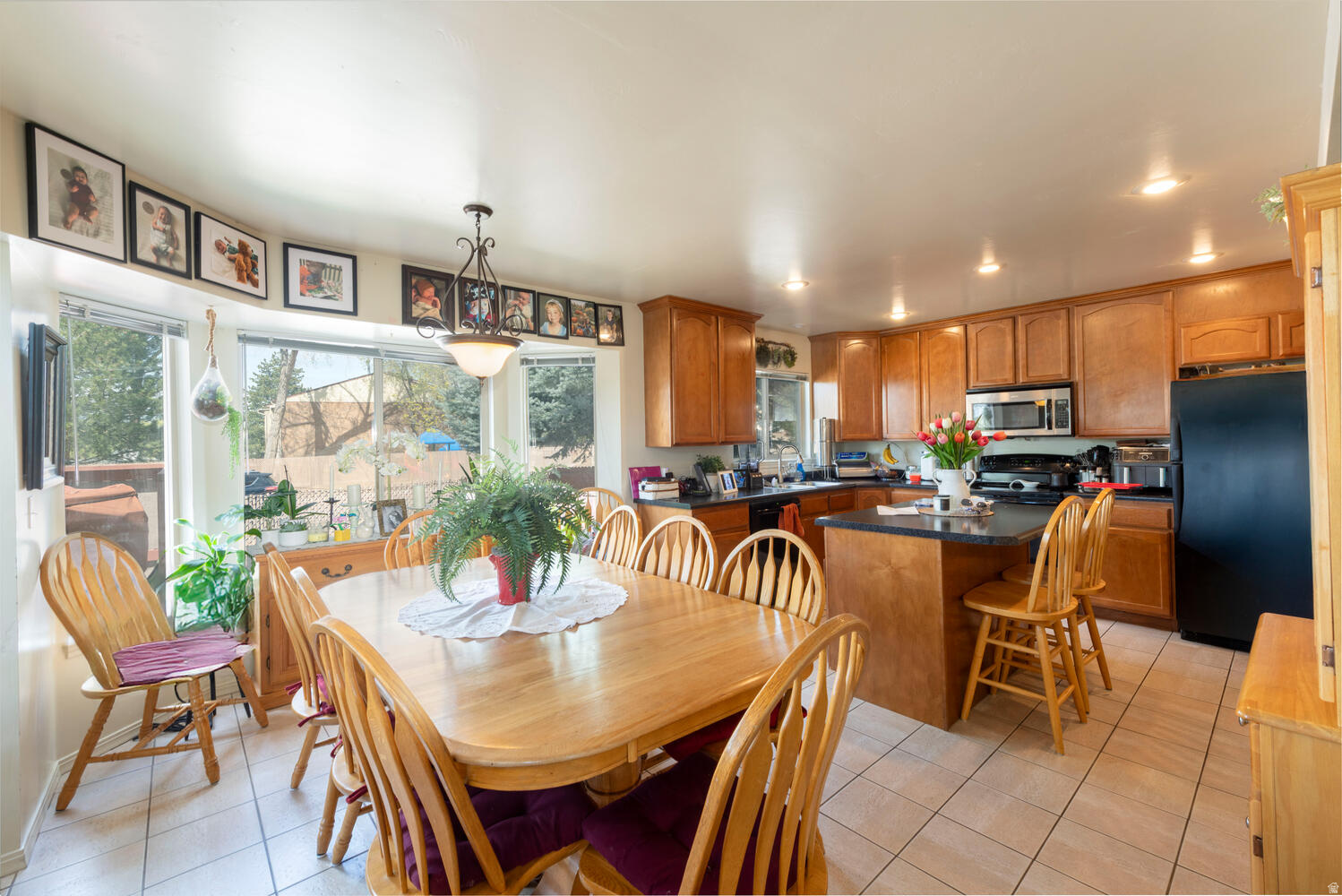 HILLCREST ESTATES - Residential