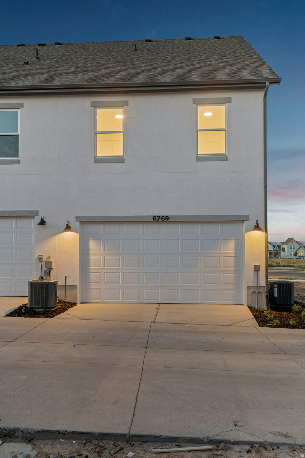 DAYBREAK - Residential