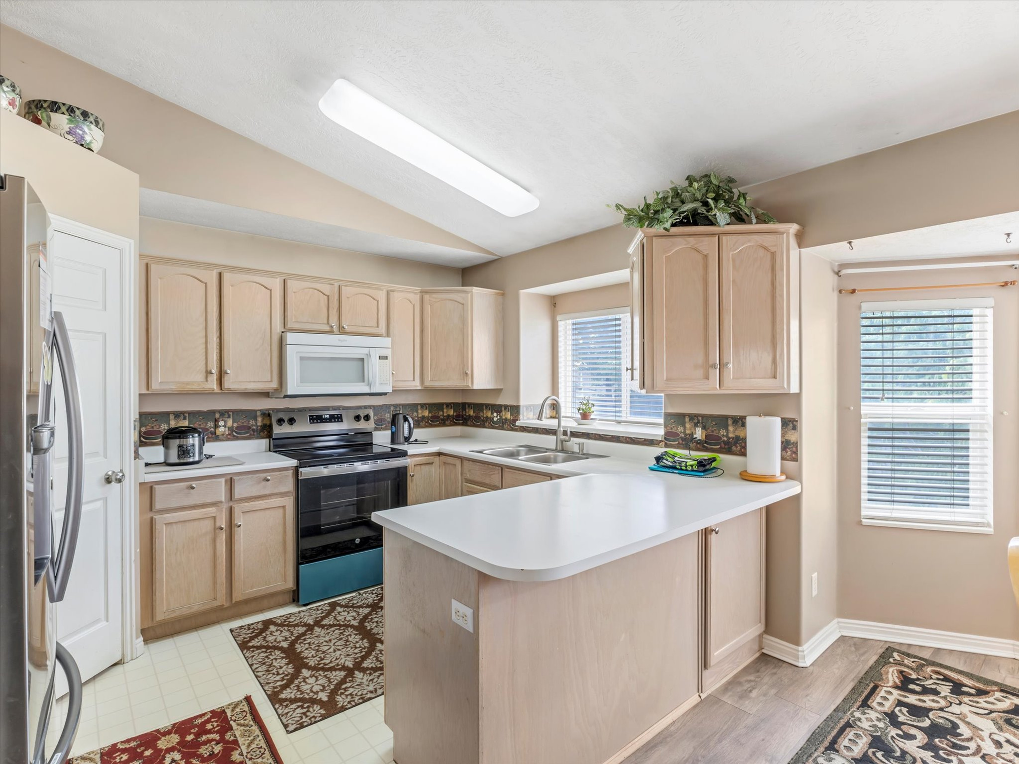 WEST POINTE, LOT 65 - Residential