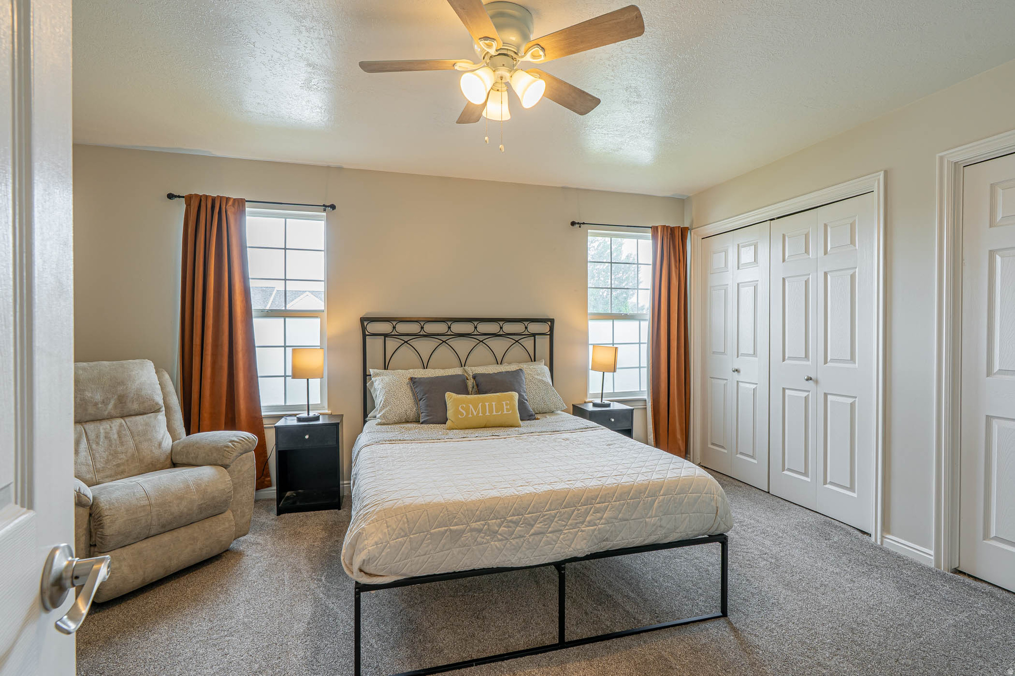 CREEKSIDE TOWNHOMES - Residential