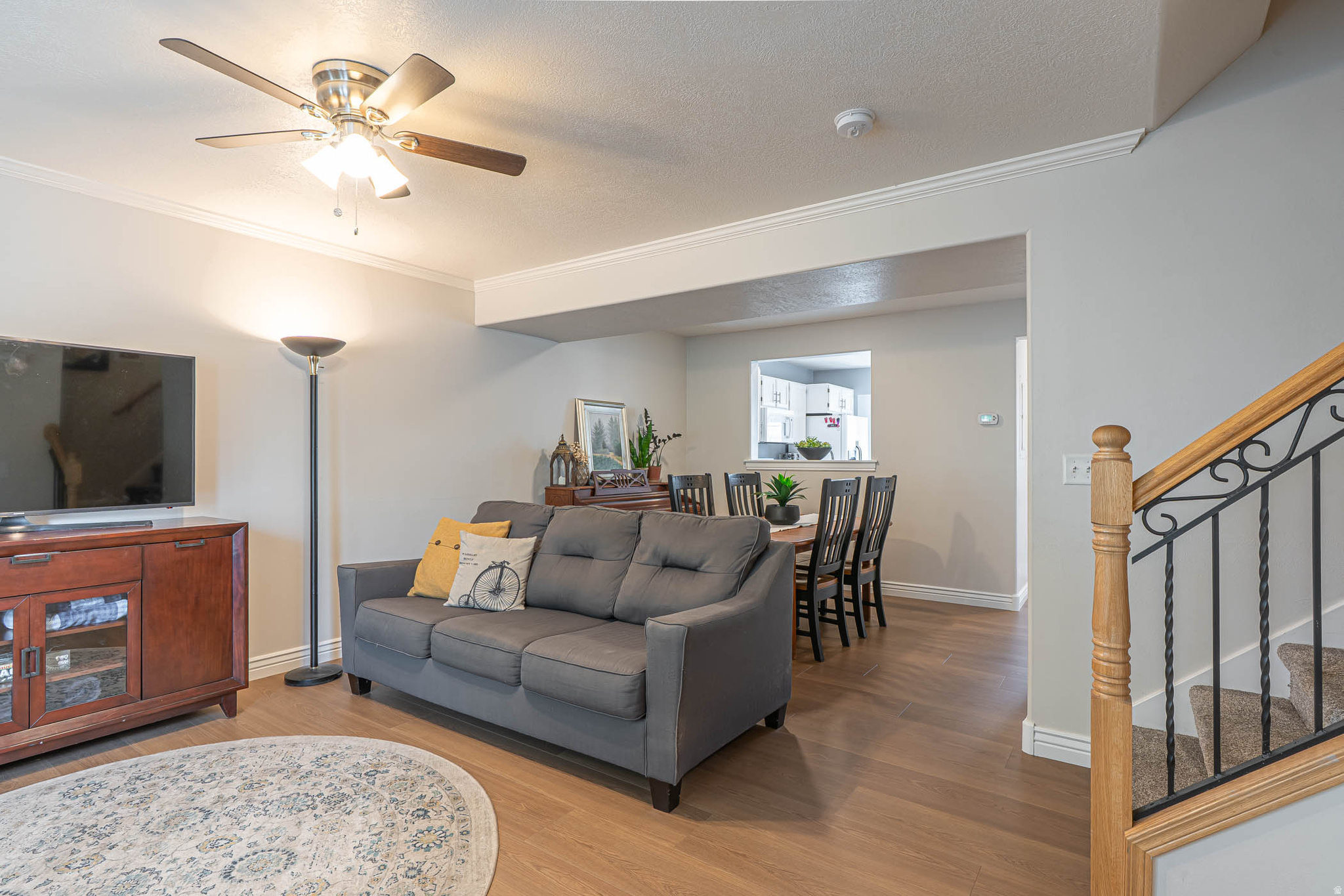 CREEKSIDE TOWNHOMES - Residential