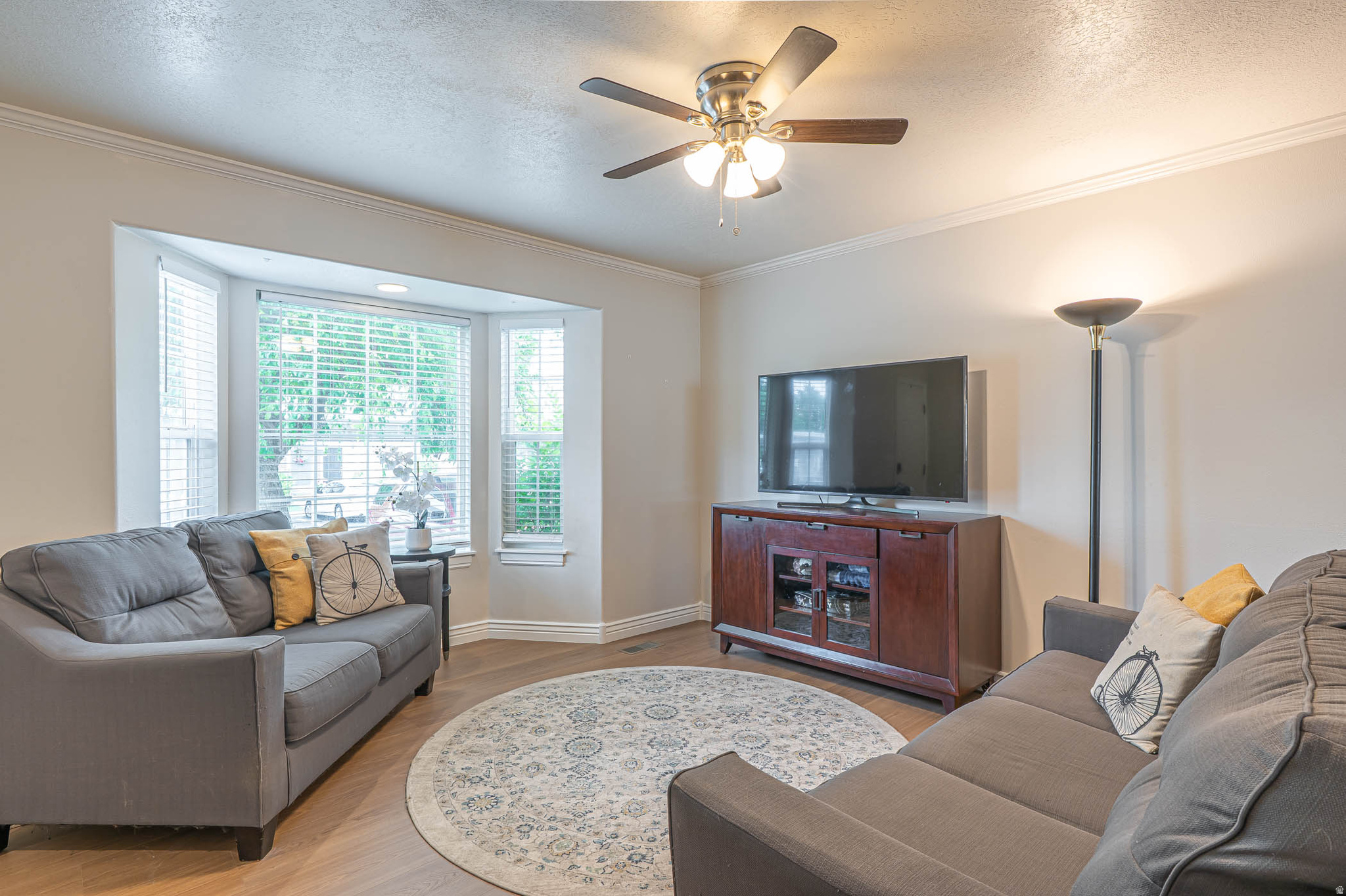 CREEKSIDE TOWNHOMES - Residential