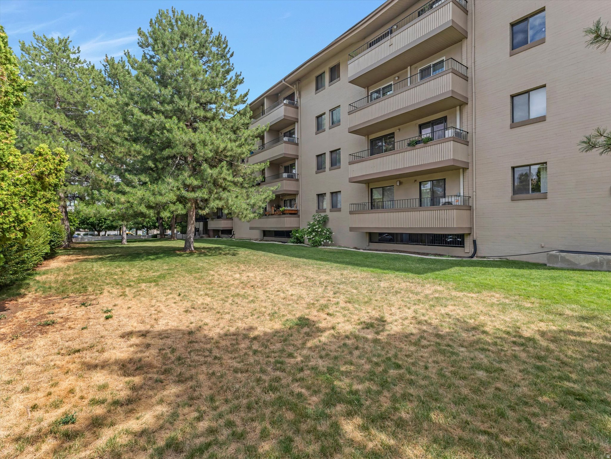 TOWNE PARK - Residential
