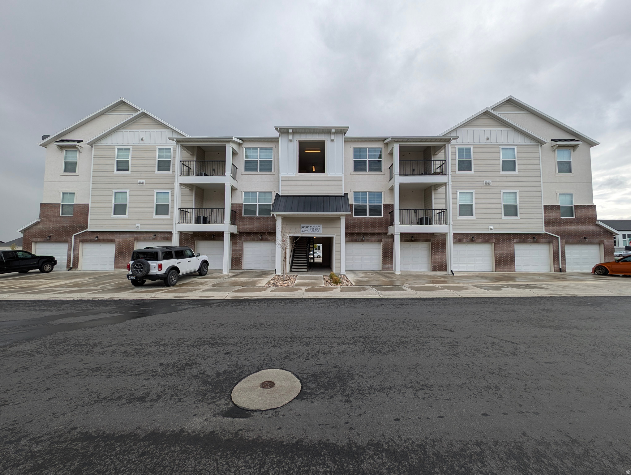 Beautiful condo in at the Exchange in Lehi.  3 bedrooms and two bathrooms, with one being the primary bedroom with it's own private bathroom and large walk-in closet.  Tons of natural lighting from the double paned windows.  Fantastic kitchen with large cabinetry, quartz countertops, and is a wonderful open layout.  Balcony/Patio/porch area to enjoy just off the living room.  Property comes with, fridge, stove, microwave, dishwasher, washer and dryer!  The community offers multiple clubhouses, pickle ball courts, playgrounds, picnic areas, multiple pool areas and so much more. The property is perfectly located near the I-15, shopping, schools, dining, recreation and so much more!  Take the time to come out and see this unit today!  Square footage figures are provided as a courtesy estimate only and were obtained from Utah County Recorder.  Buyer is advised to obtain an independent measurement.