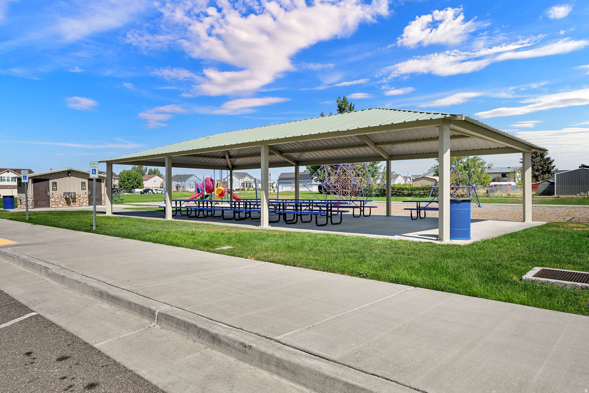 TUSCANY MEADOWS SUBD - Residential
