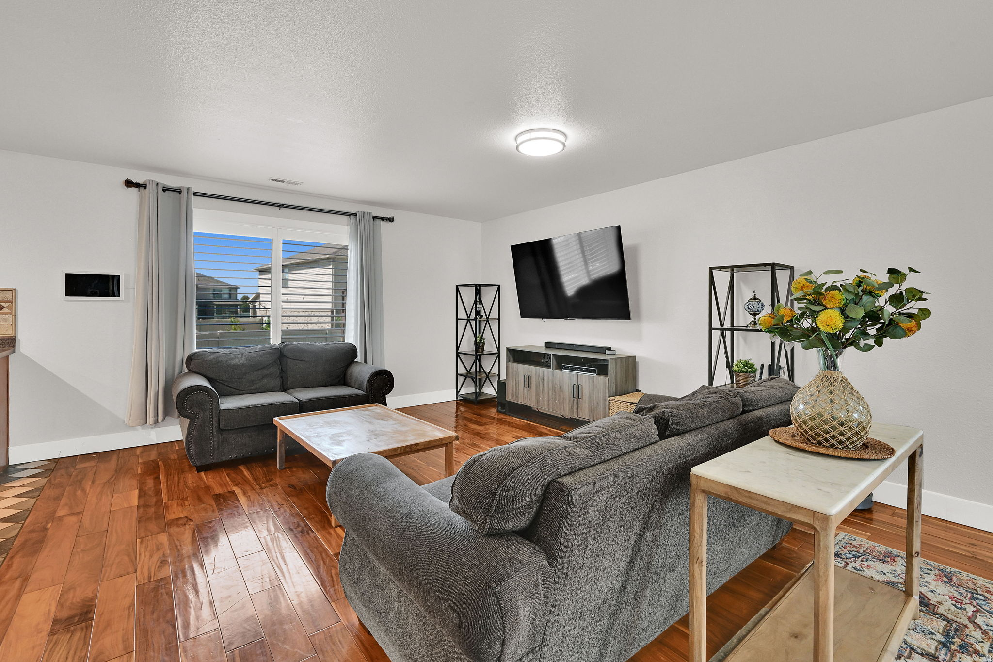 TUSCANY MEADOWS SUBD - Residential