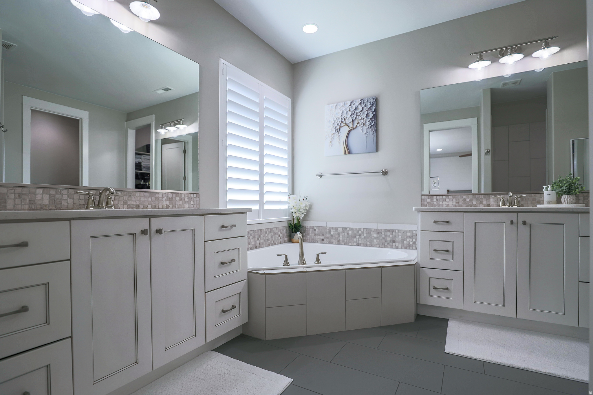 BRIDLE GATE ESTATES PH 3 - Residential