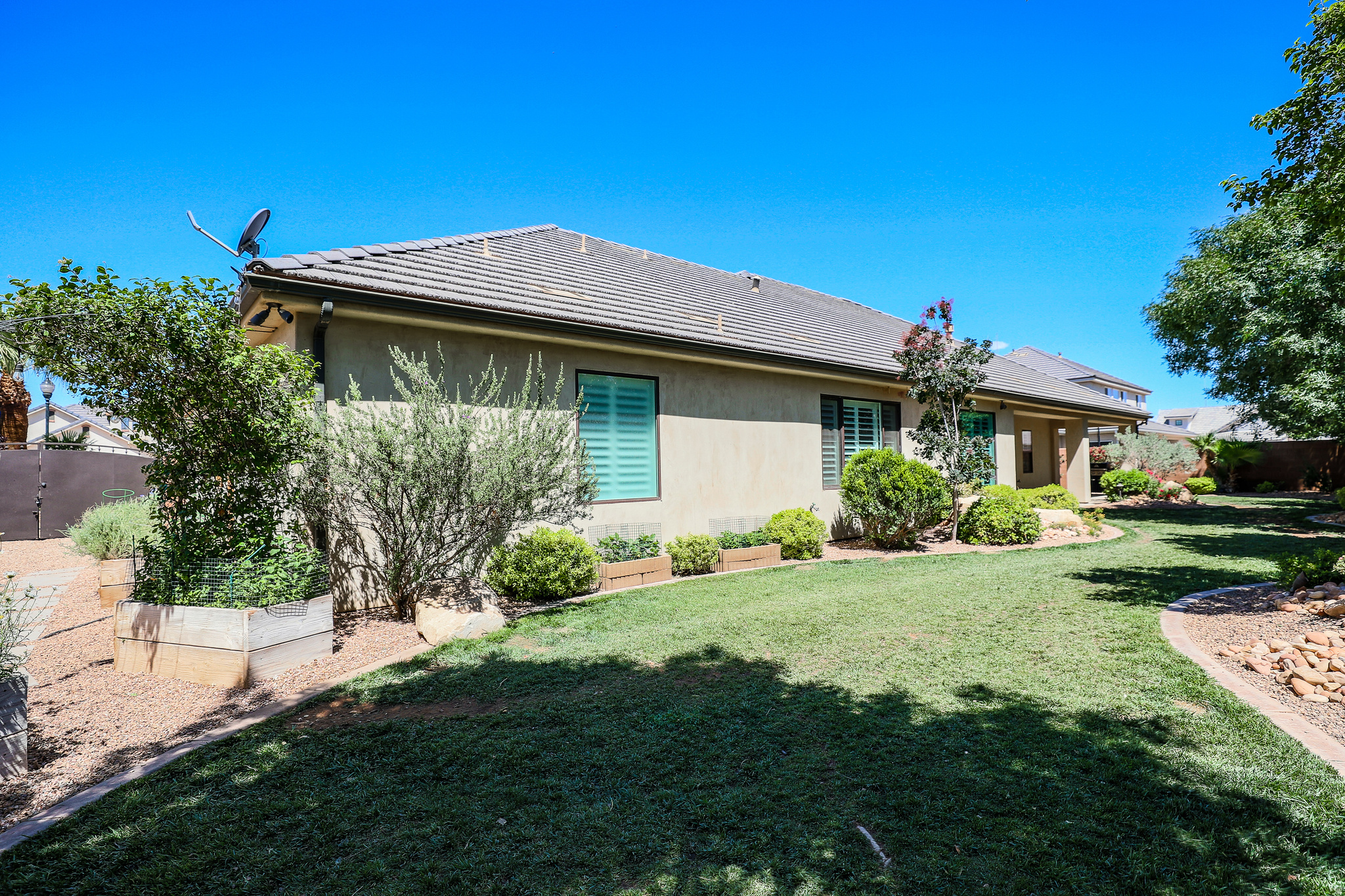 BRIDLE GATE ESTATES PH 3 - Residential