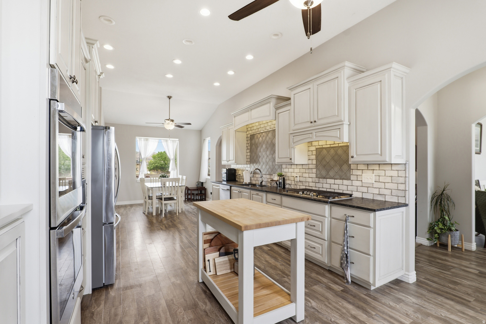 YOUNG PROPERTY - Residential