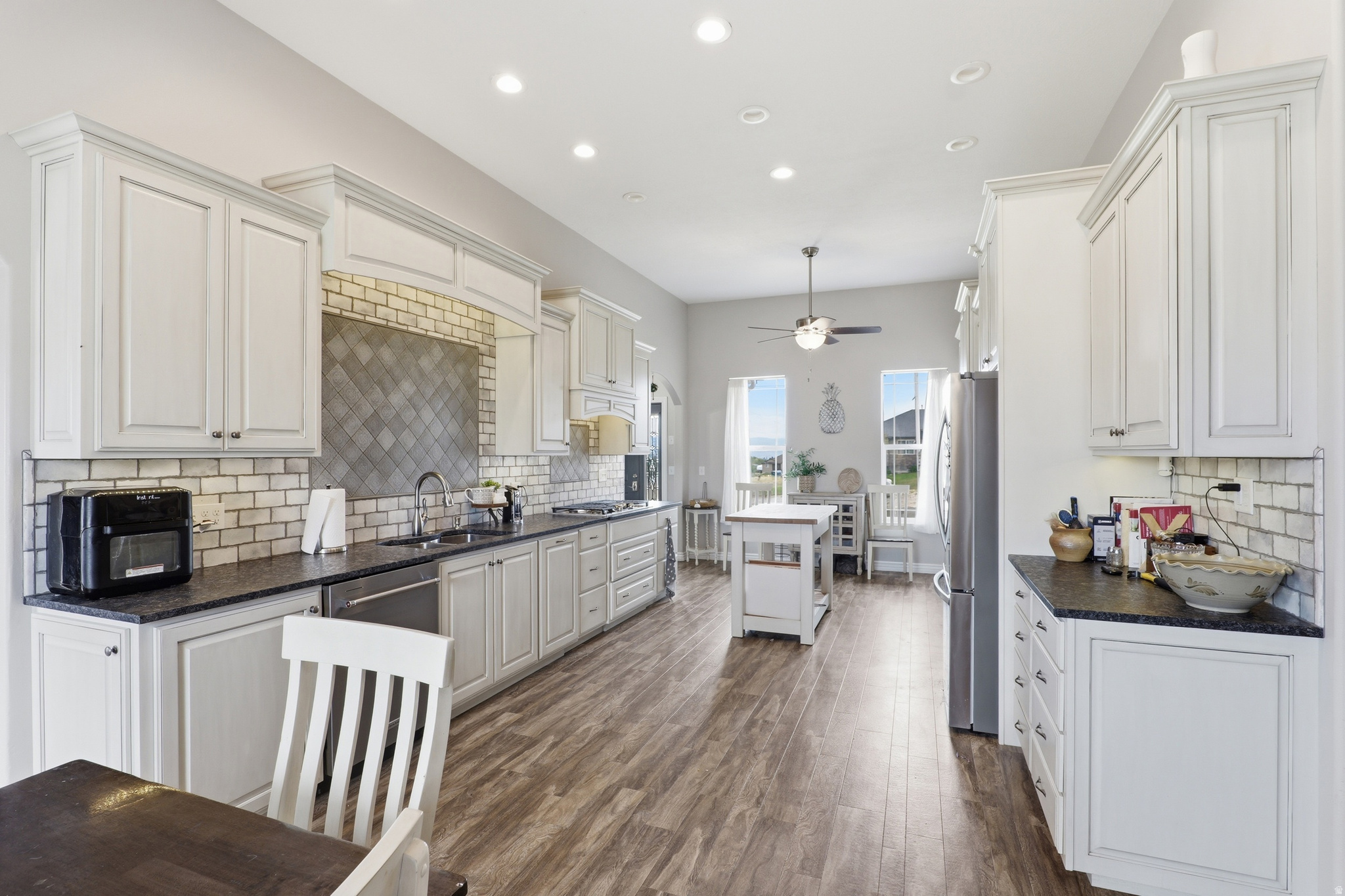 YOUNG PROPERTY - Residential