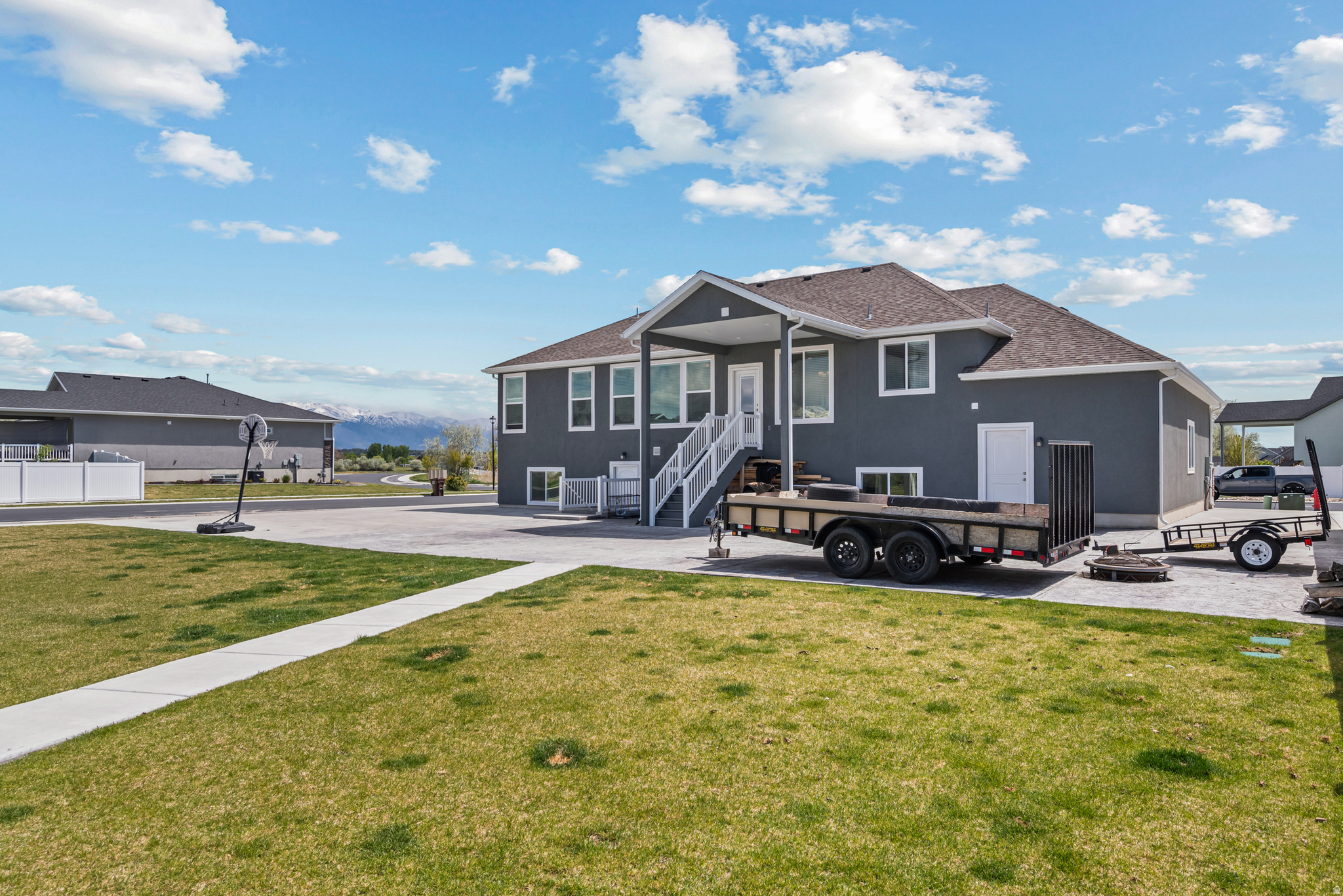 THE GROVE AT GREEN FARM - Residential