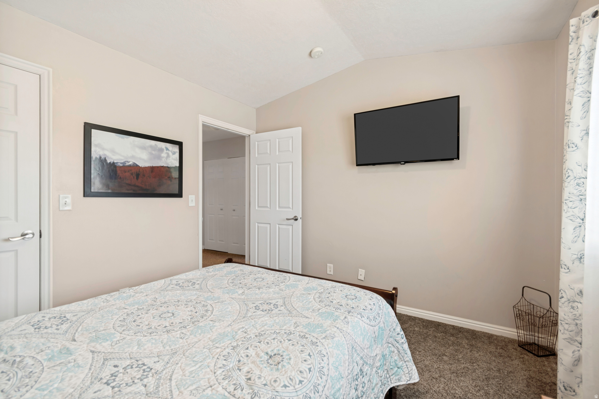 PINES AT JORDAN LAND - Residential