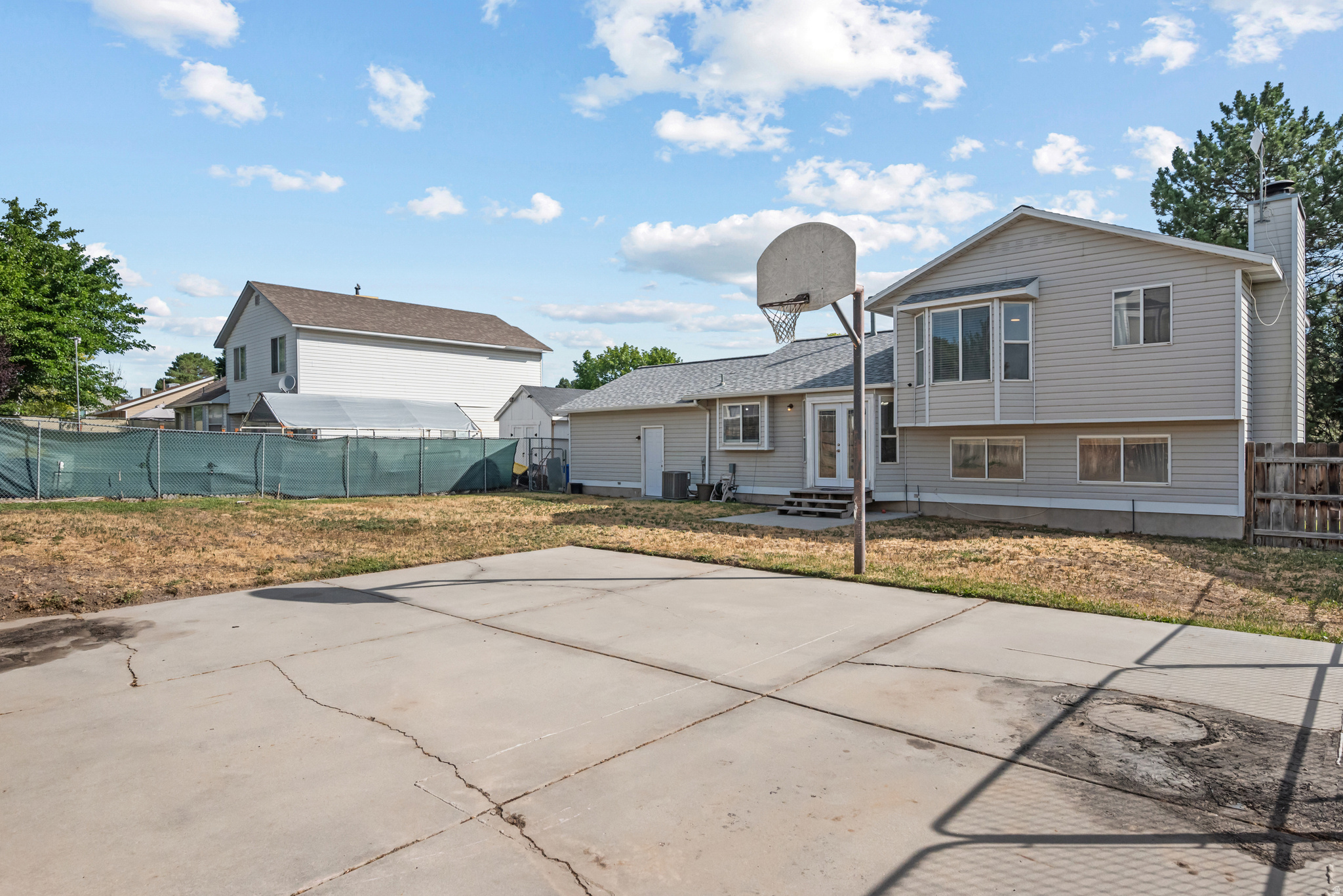 OQUIRRH SHADOWS - Residential
