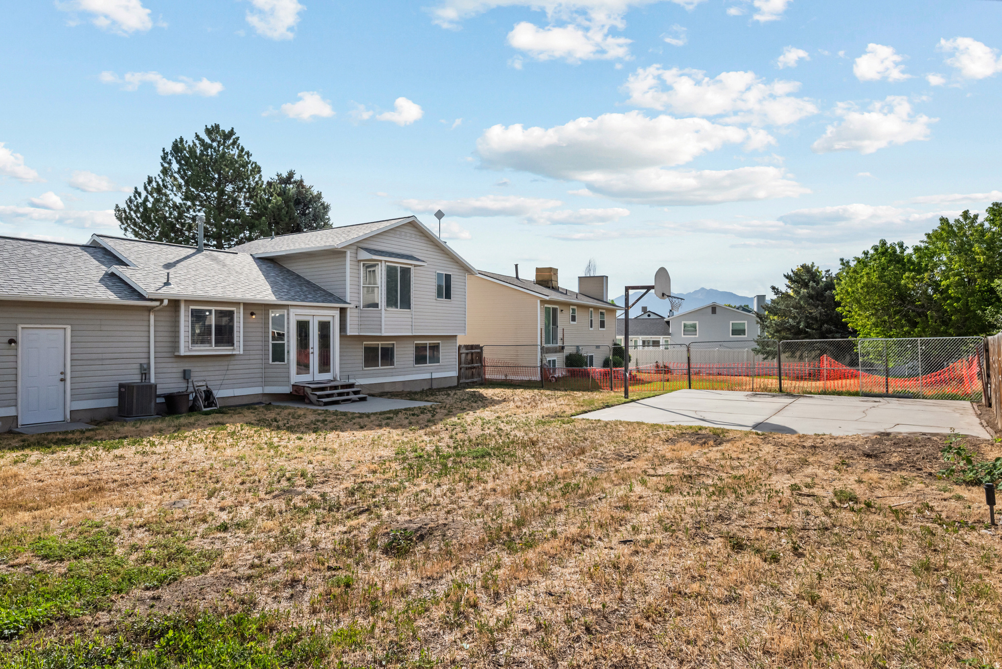 OQUIRRH SHADOWS - Residential