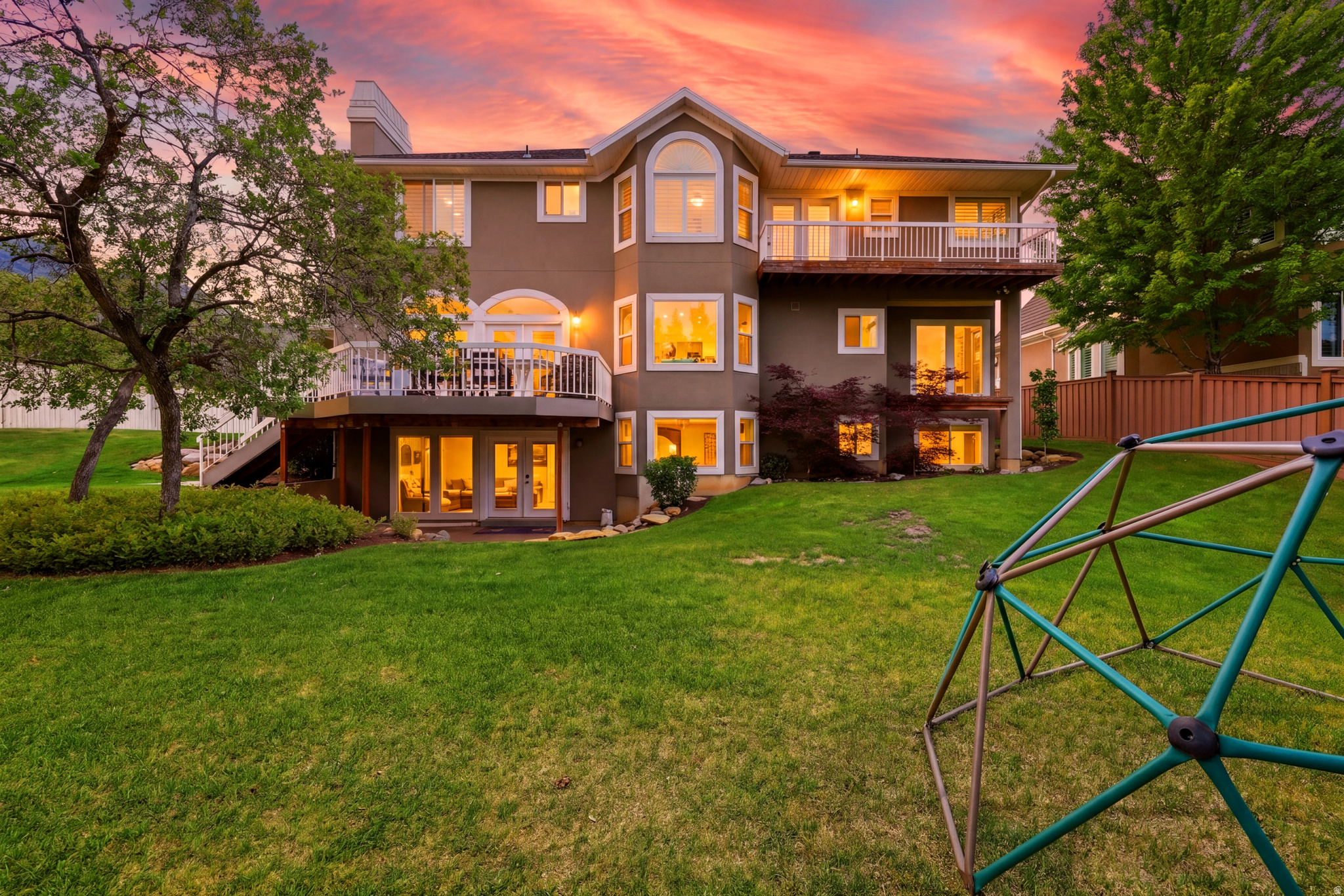 OLD MILL ESTATES - Residential